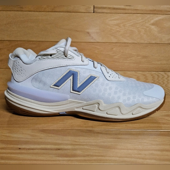 New Balance Other - New Balance Hesi Low V2 White Linen Basketball Shoe Size 10.5 Mens BBHSLHR2